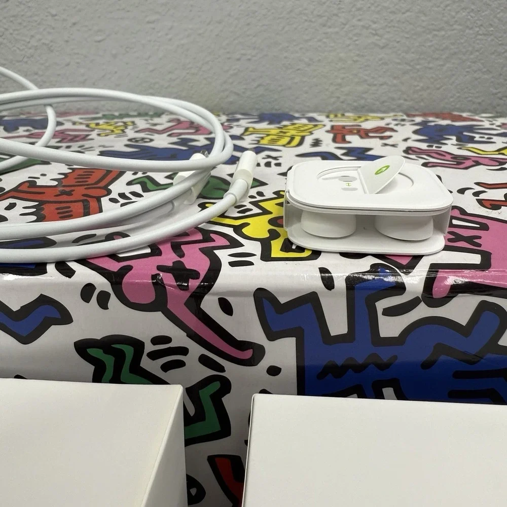 Apple AirPods‎ Pro EMPTY BOX ONLY + Ear Tips, Charging Cable
